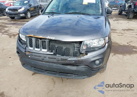 2017 Jeep Compass Sport 4X4 z USA, uszkodzony, nr VIN 1C4NJDBB3HD143294